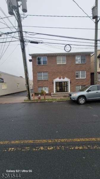 634 S Broad St - Photo 1