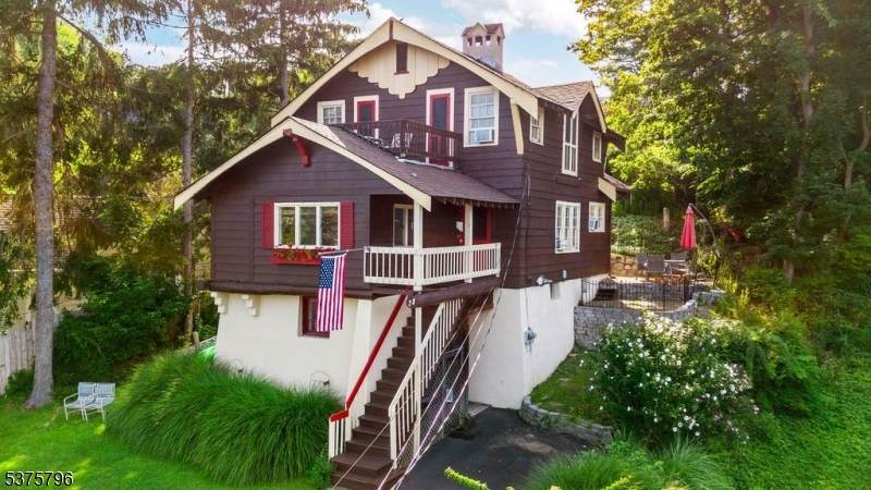 23 E Shore Trl - Photo 1