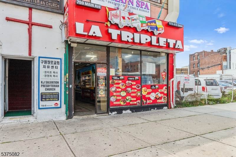 751 Main Ave - Photo 1