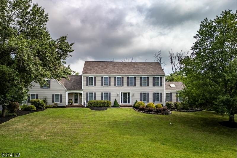 3 Fire Thorn Dr - Photo 1