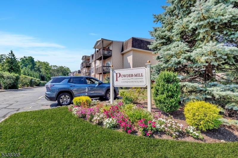 736 Cannella Way - Photo 1