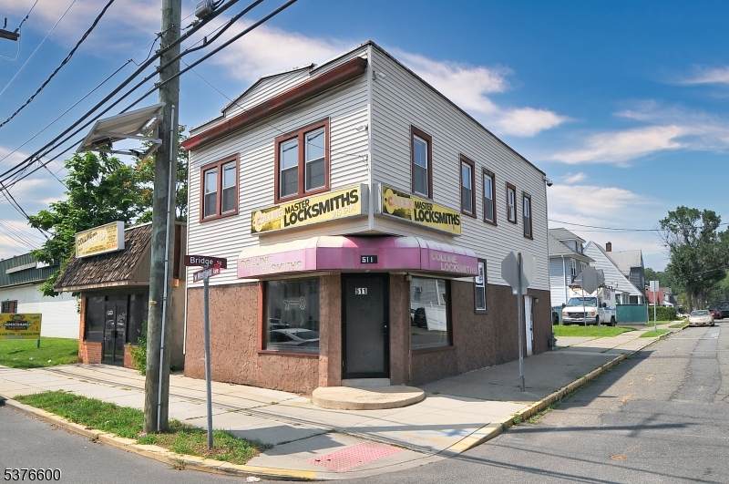 511 W Westfield Ave - Photo 1