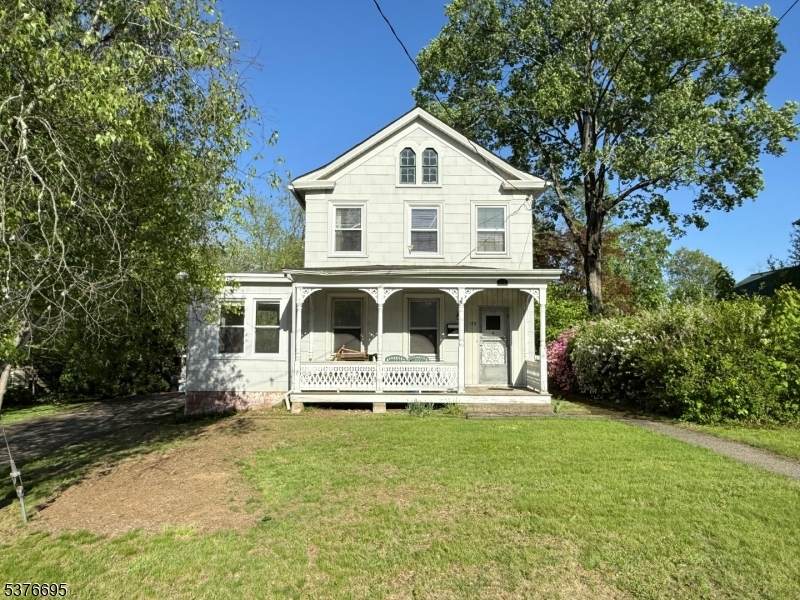 173 Lake Ave - Photo 1