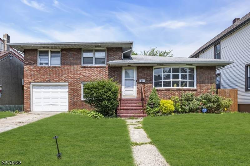 20 W 10Th St - Photo 1