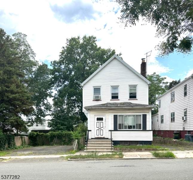 335 Tremont Ave - Photo 1