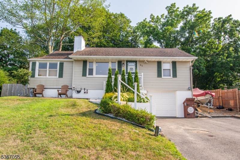 53 Lakeside Ave - Photo 1