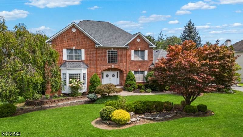 28 Michelle Way - Photo 1