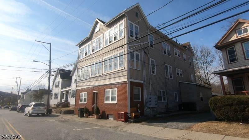 281 S Main St - Photo 1
