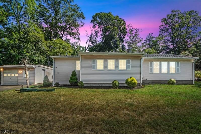 15 Dalewood Rd - Photo 1