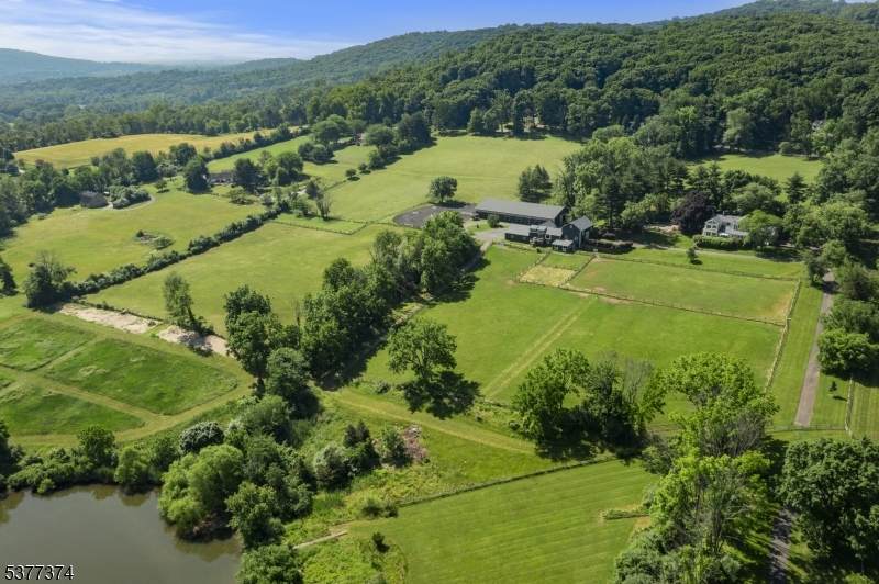 23 Spring Hill Rd - Photo 1