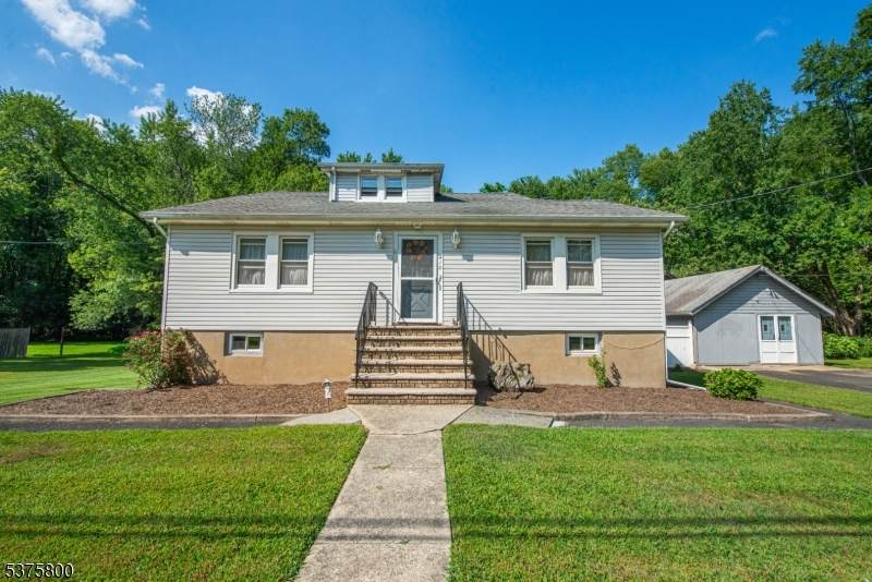 410 Horseneck Rd - Photo 1