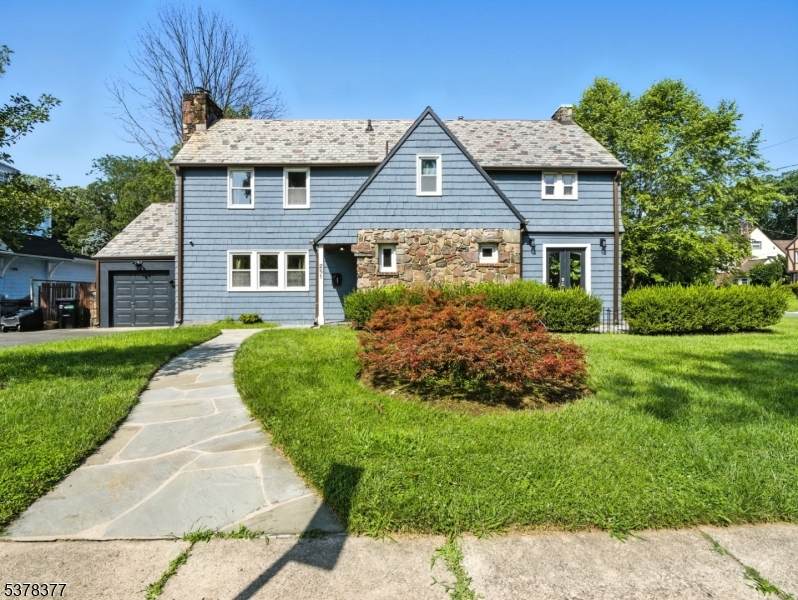 281 Beechwood Terrace - Photo 1