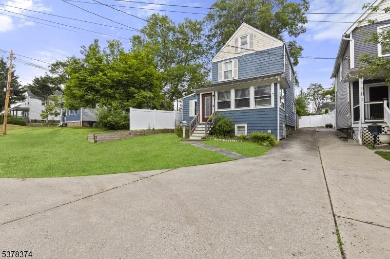 1 Ogden Ter - Photo 1