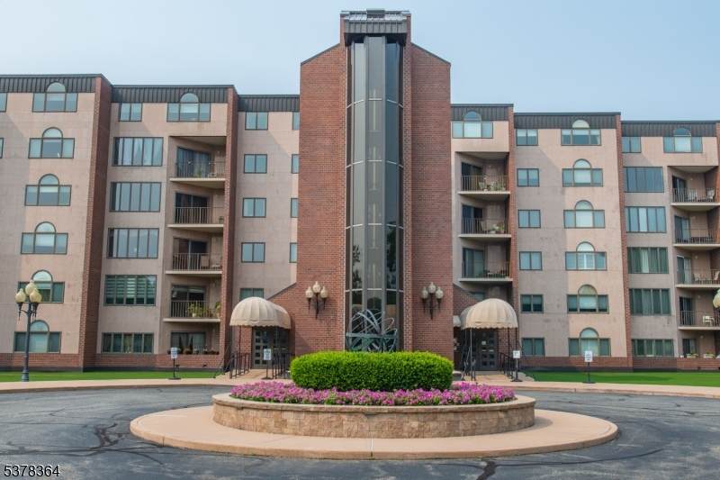 1360 Hamburg Tpke - Photo 1