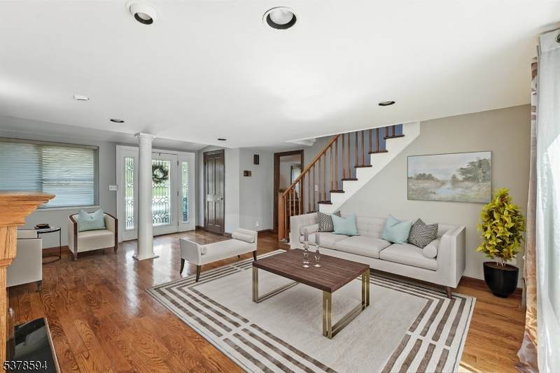 140 W Greenbrook Rd - Photo 1