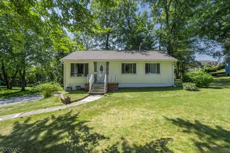 14 Katherine Dr - Photo 1