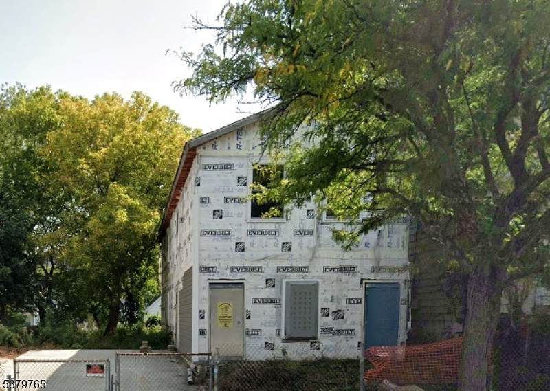 150 Myrtle Ave - Photo 1