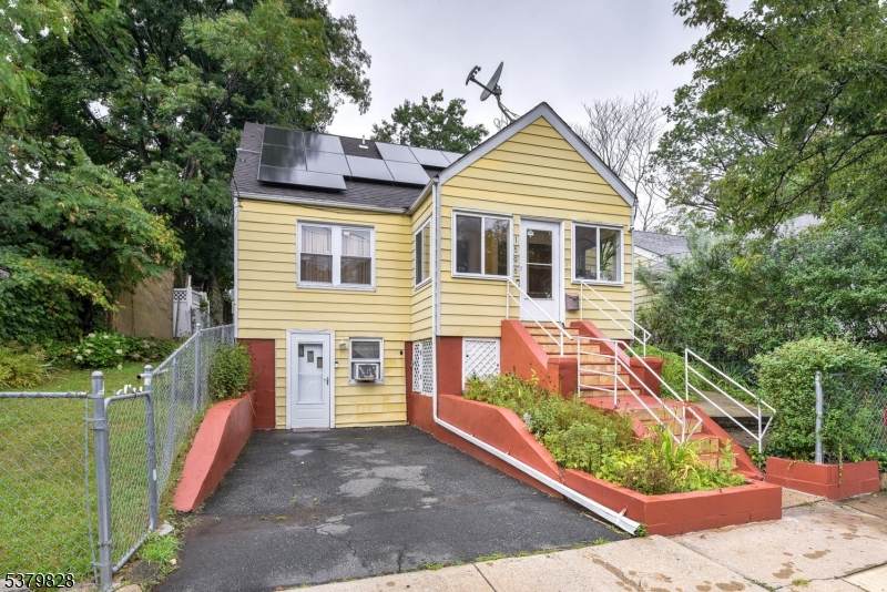 1596 Crescent Ave - Photo 1