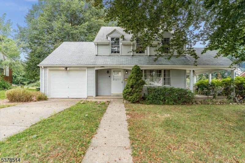 154 Prospect Ave - Photo 1