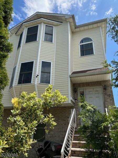 110 Fabyan Pl - Photo 1