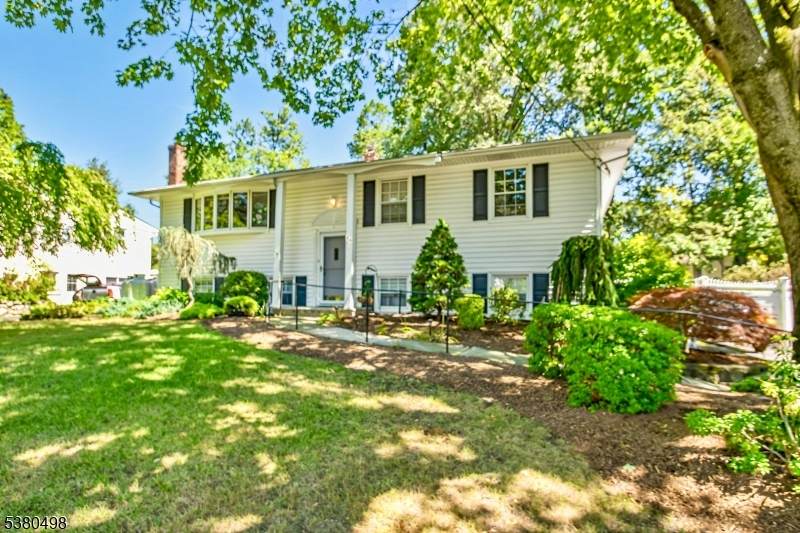 44 Summit Rd - Photo 1