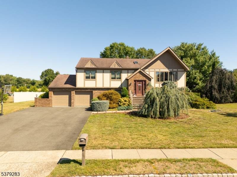 35 Randolph St - Photo 1