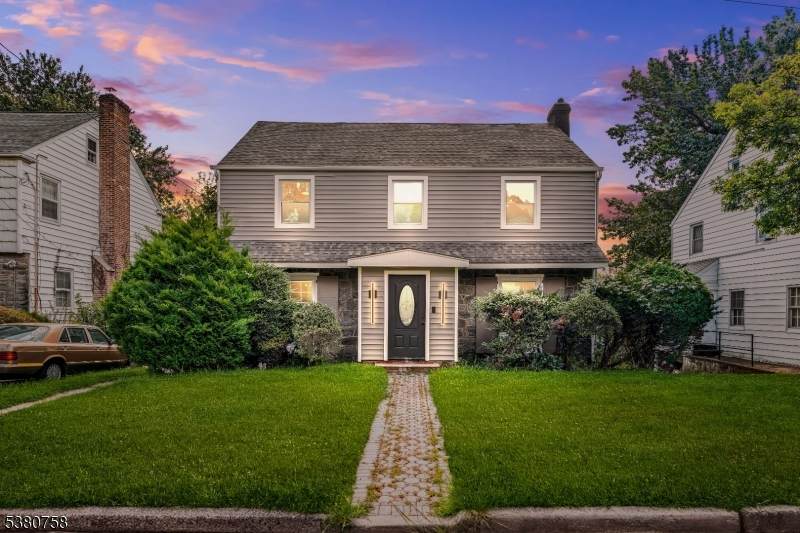 666 Tremont Ct - Photo 1