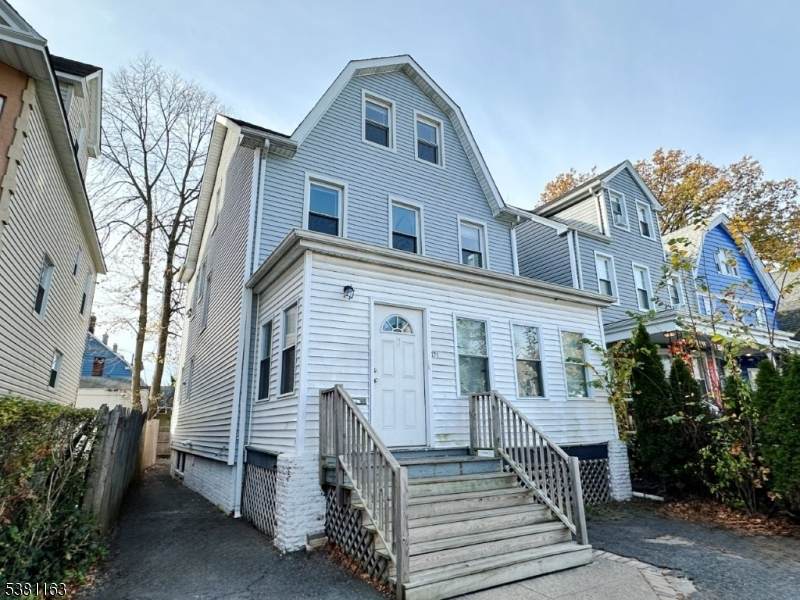 271 Elmwood Ave - Photo 1