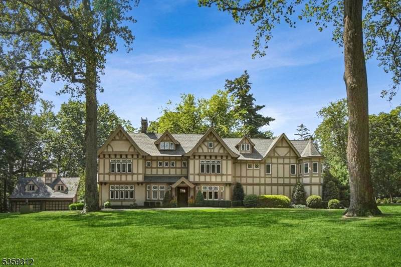 50 Wildwood Ave - Photo 1