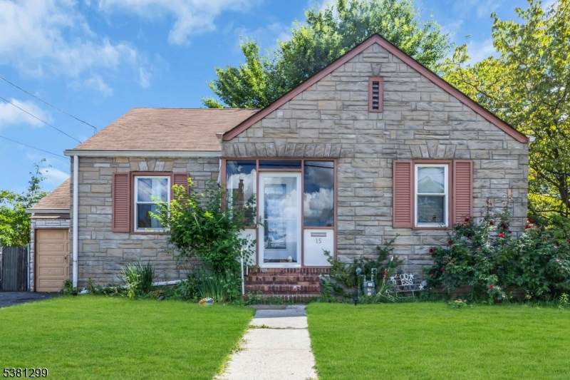 15 Swarthmore Rd - Photo 1