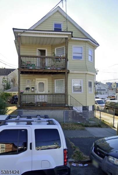 242 Union Ave - Photo 1