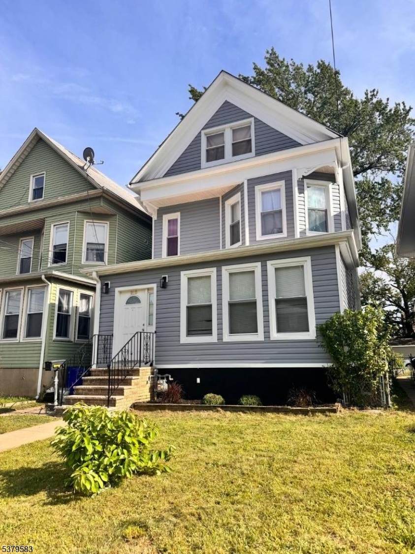 218 Murray St - Photo 1