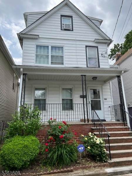 245 William St - Photo 1