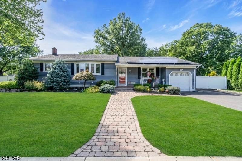 105 Elizabethtown Ct - Photo 1