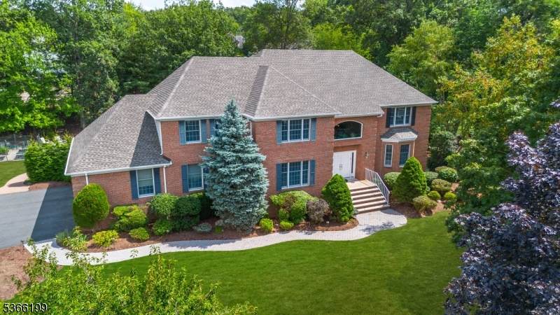 21 Doremus Dr - Photo 1