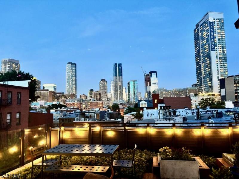 54 Bright St - Photo 1