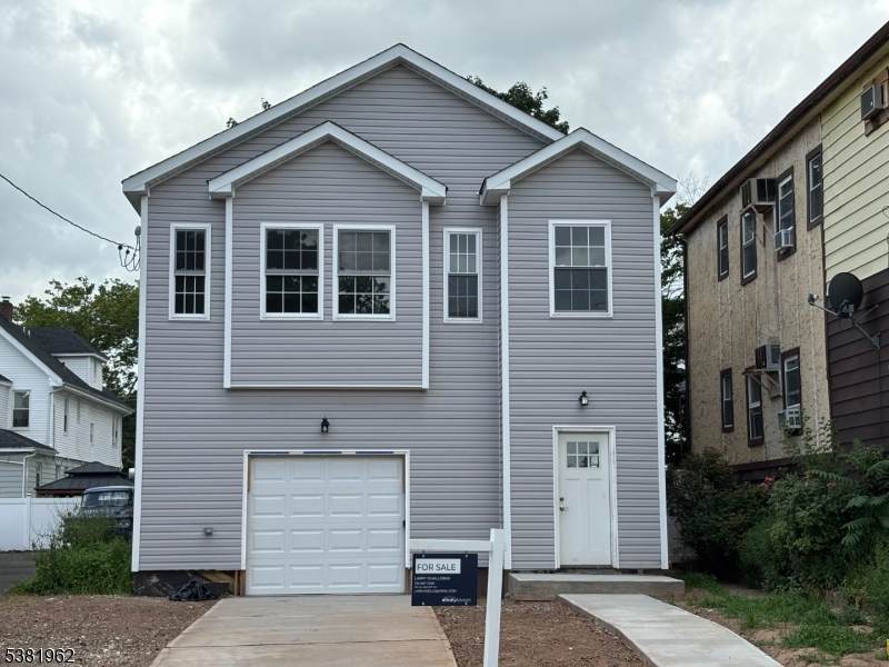1206 Morris St - Photo 1