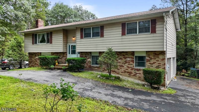 12 Locust Lake Rd - Photo 1