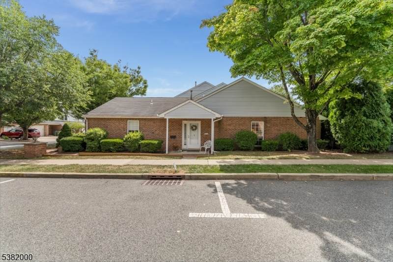 1 Gerald Ct - Photo 1