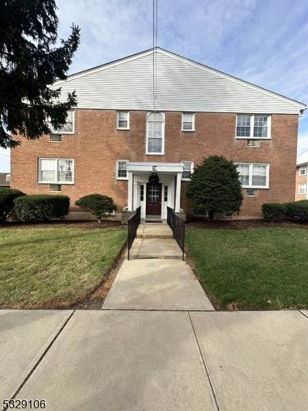 565 Grove E-6 - Photo 1