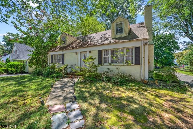 341 W End Ave - Photo 1