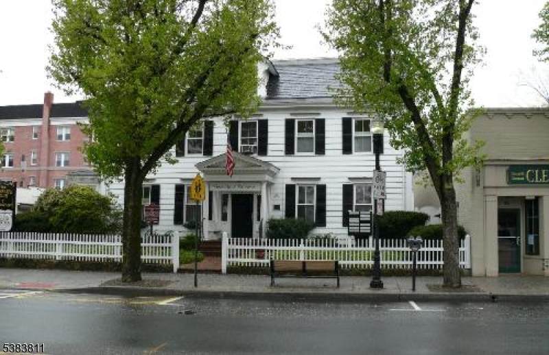 51 South St - Photo 1