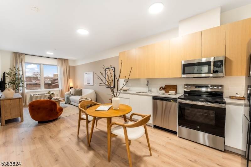 431 Dr Mlk Jr Blvd - Photo 1