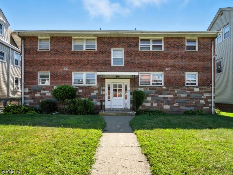 222 Park Ave - Photo 1