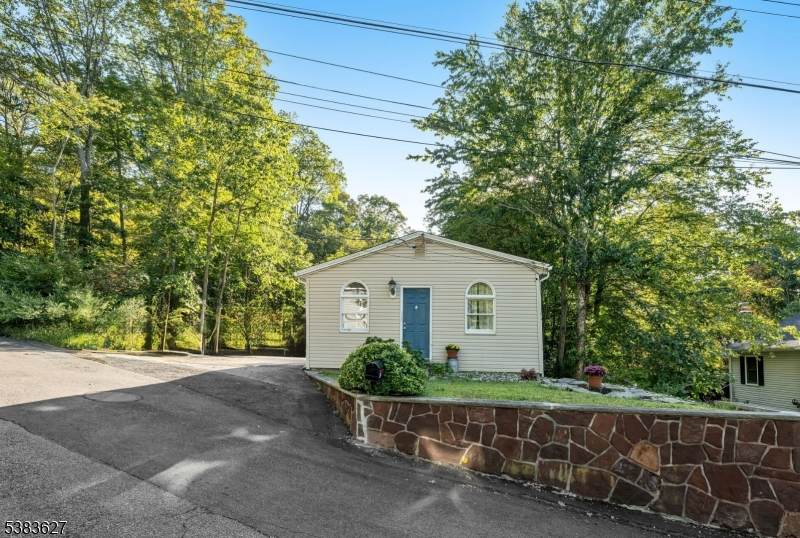 24 Southard Rd - Photo 1