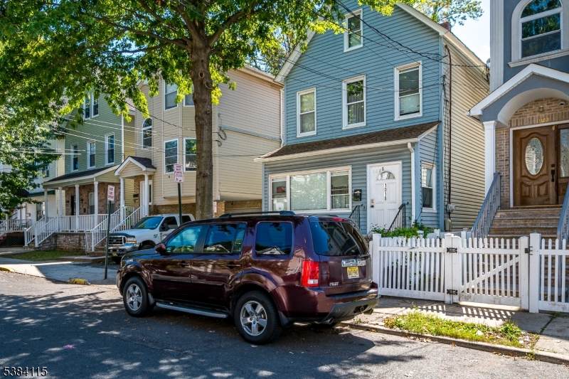 1018 Anna St - Photo 1