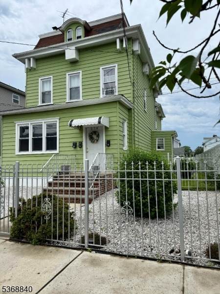 514 Madison Ave - Photo 1