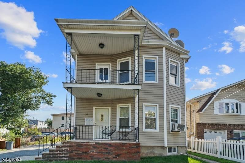 21 Walnut St - Photo 1