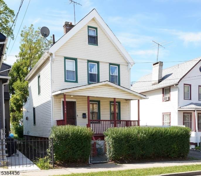 548 Tremont Ave - Photo 1