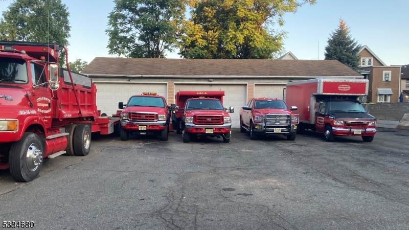 435 Burnside St - Photo 1